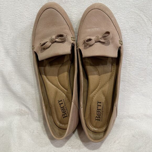 Born Women's Size 9 Flat Loafer Slip on Mahwah Pink Beige Bow Detail Soft Comfy - Picture 2 of 10